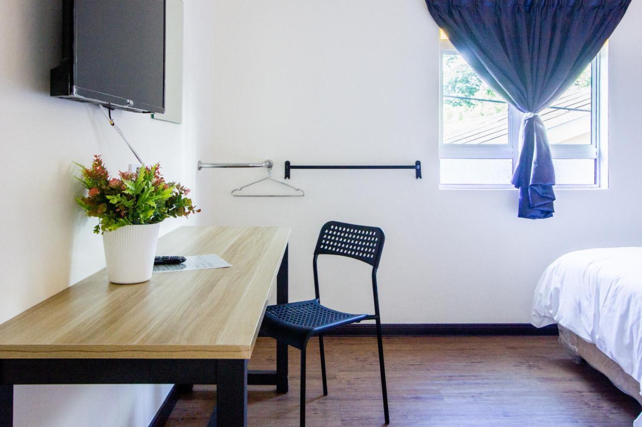 Explore 5Br Gardenhouse Retreats 巴特沃思 外观 照片